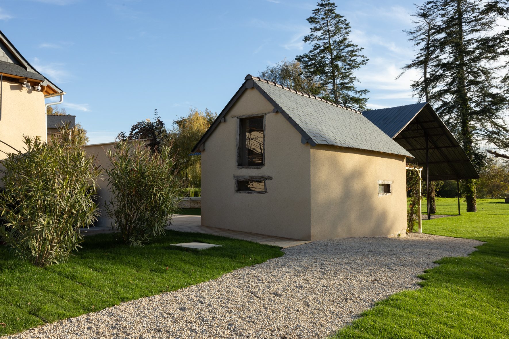 La cabane aux enfants vue de l'extérieur